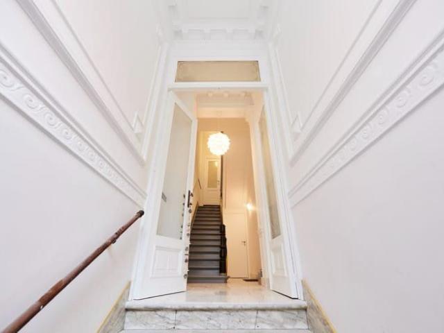 Ixelles – 1 bed + office, bright & no common charges