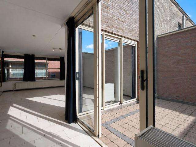 J.j. Slauerhoffstraat 80 1321 RH Almere