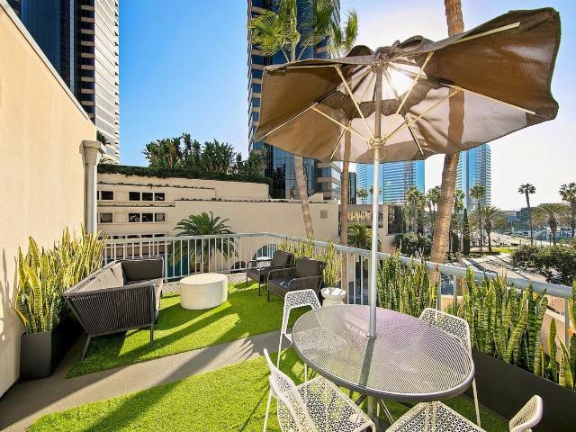 J Street Inn Studio Apartment for Rent at 222 J St, San Diego, CA 92101 Marina