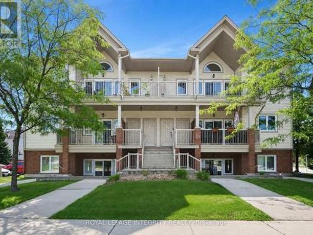 J 221 Crestway Drive, Ottawa, ON, K2G 0A9 townhouse for sale | Listing ID X13657 | Royal LePage