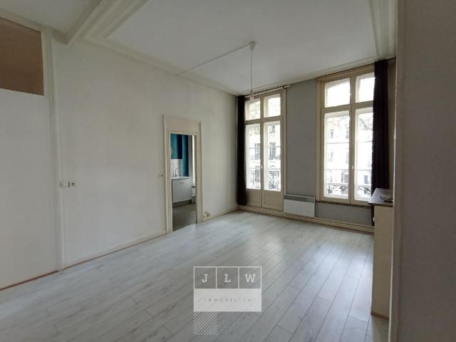 JCL LL152 Lille République T2 bis de 52,80m²