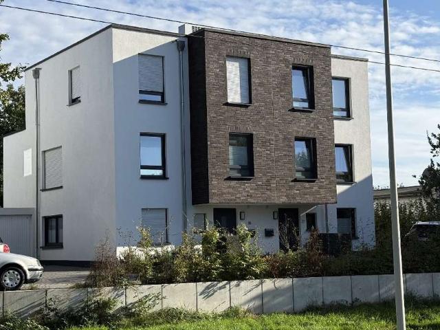 JA, zur neuwertigen Doppelhaushälfte mit Dachterrasse + Garten 'Montanushof' in Solingen Aufderhöhe