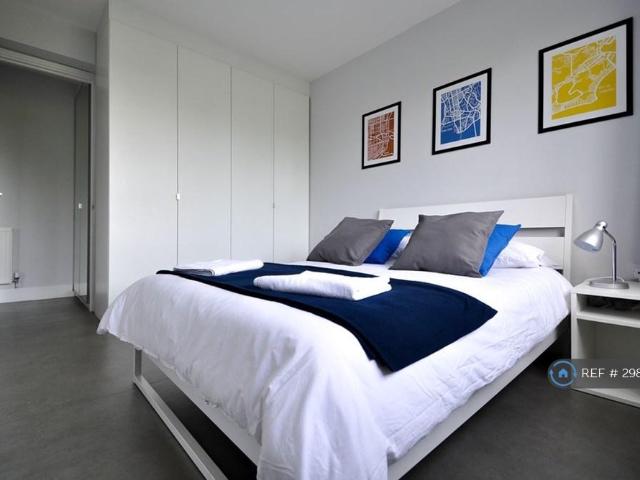 Jamaica Road, London, SE16 1 bed flat to rent £1,850 pcm £427 pw