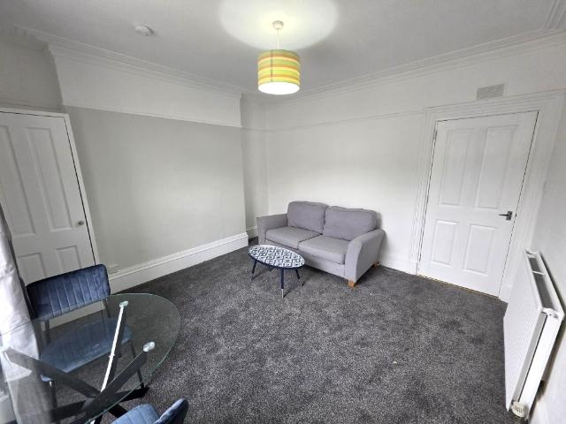 Jamaica Street, City Centre, Aberdeen AB25, 2 bed flat to rent, £725 pcm | PrimeLocation