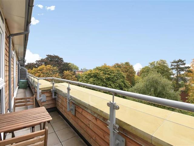 James Weld Close, Southampton SO15, 2 bed flat to rent, £1,700 pcm | PrimeLocation