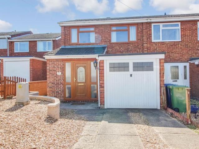 James Court, St. Neots PE19, 3 bed semi detached house to rent, £1,350 pcm | PrimeLocation