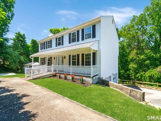 James Farm Rd, Stratford, Home For Sale