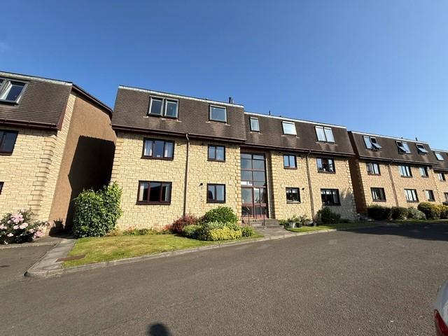 James Grove, Kirkcaldy KY1 2 bed flat to rent £895 pcm £207 pw