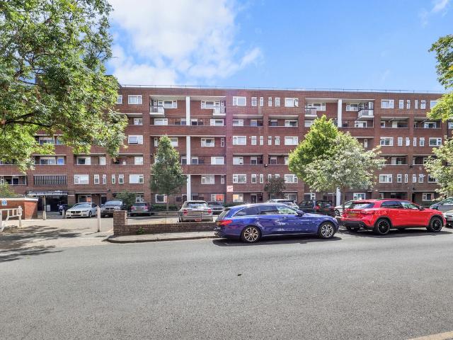 James House, Solebay Street, London E1, 2 bed maisonette to rent, £2,250 pcm | PrimeLocation