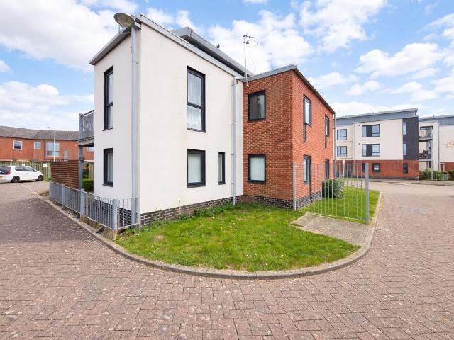 James Road, Gosport PO13, 1 bed flat to rent, £975 pcm | PrimeLocation