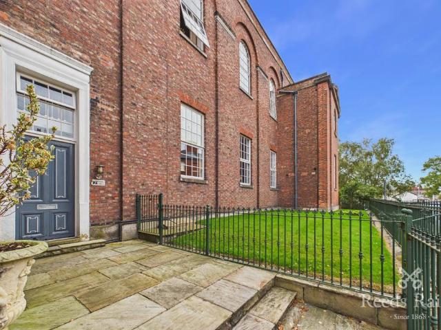 James Street, Cheshire SK11 1 bed apartment to rent £1,000 pcm £231 pw