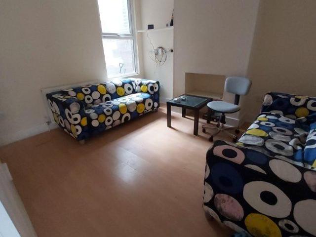 James Street, Gillingham, Kent ME7, 4 bed shared accommodation to rent, £637 pppm | PrimeLocation
