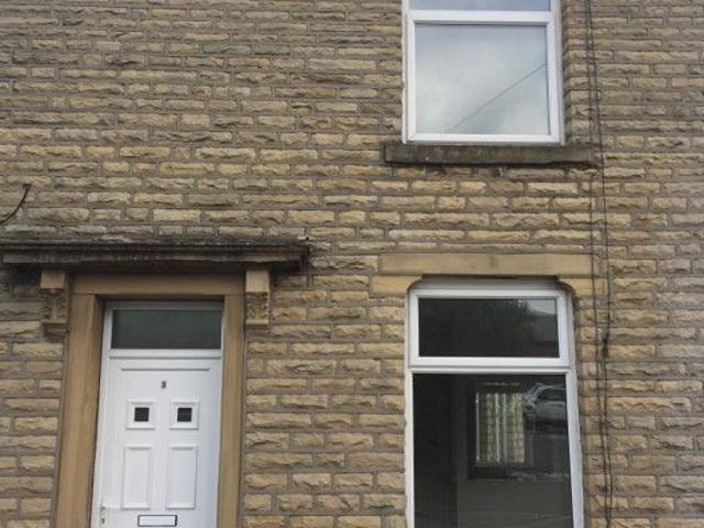 James Street, Elland HX5, 1 bed terraced house to rent, £575 pcm | PrimeLocation