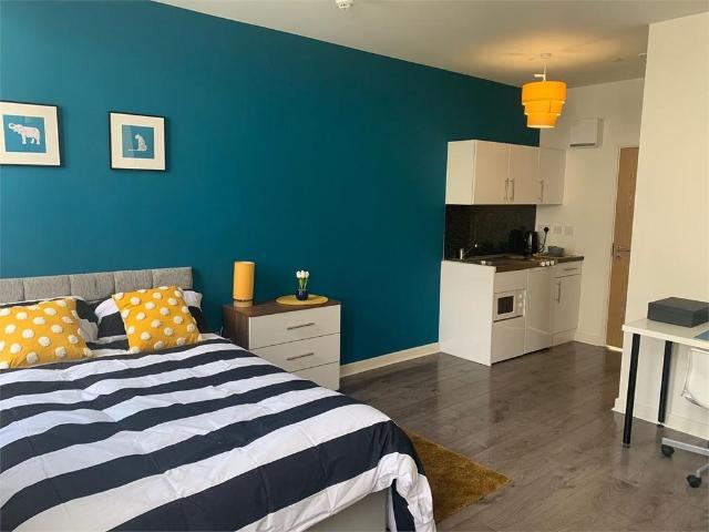 Jameson House, City Centre. Studio to rent £500 pcm £115 pw