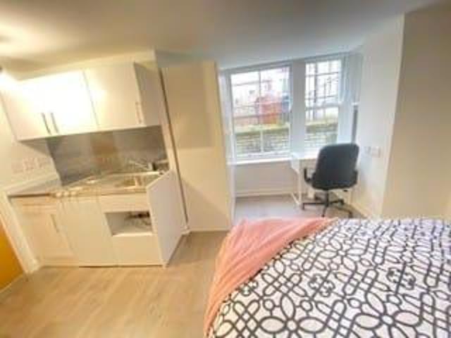 Jameson House, City Centre. Studio to rent £500 pcm £115 pw