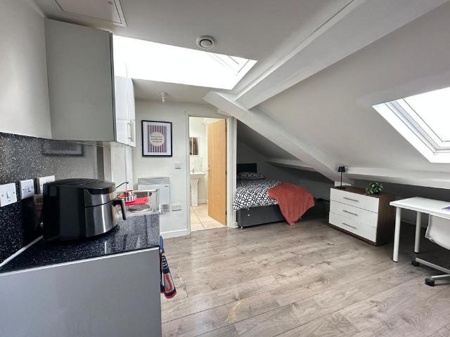 Jameson House, City Centre. 1 bed apartment to rent £475 pcm £110 pw