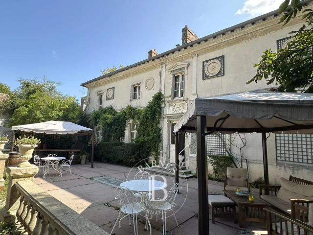 Janvry 91 Maison bourgeoise et sa dépendance Parc de 1. 413m² Janvry
