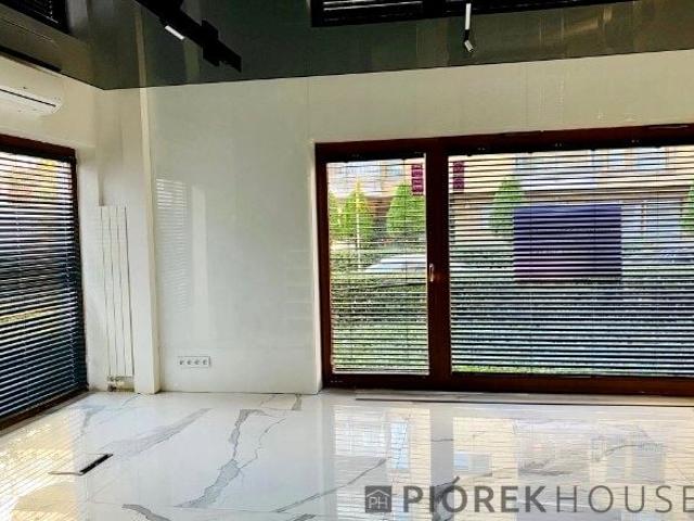 Jana Karola Chodkiewicza 33 m², Warszawa