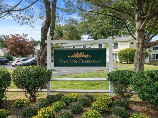 Janet Rd Apt,easton, Condo For Sale