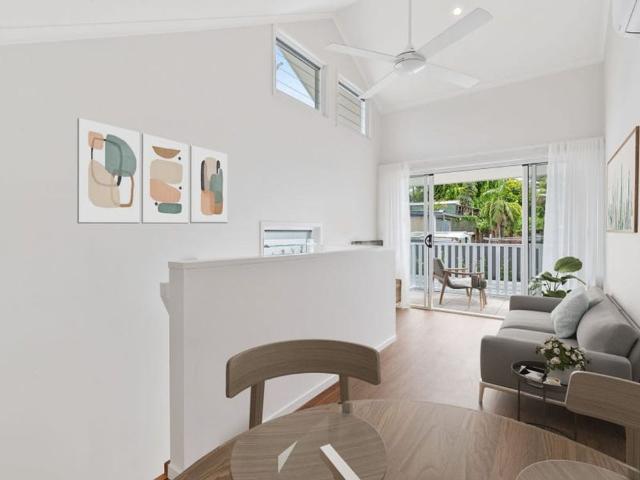 'JACARANDA' Modern Townhouse In The Heart Of Bangalow