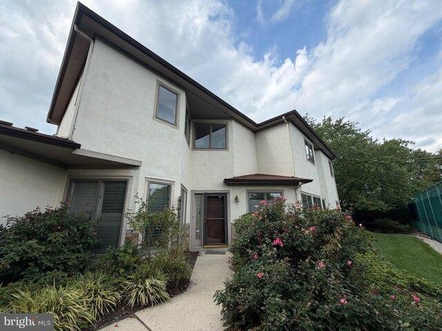 Jackie Dr, Lawrenceville, Home For Sale