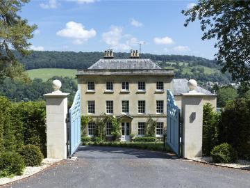 Jacks Green, Sheepscombe, Stroud. 6 bed link detached house to rent £18,000 pcm £4,154 pw