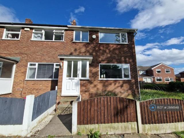 Jackson Gardens, Manchester, M34 3 bed terraced house to rent £1,100 pcm £254 pw