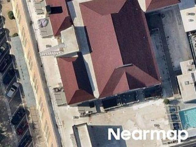 Jackson St Apt 208
