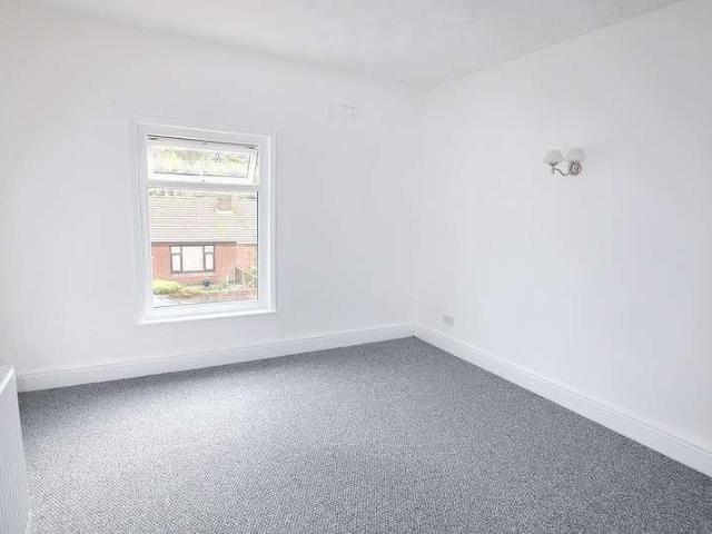 Jackson Street, Burtonwood, WA5