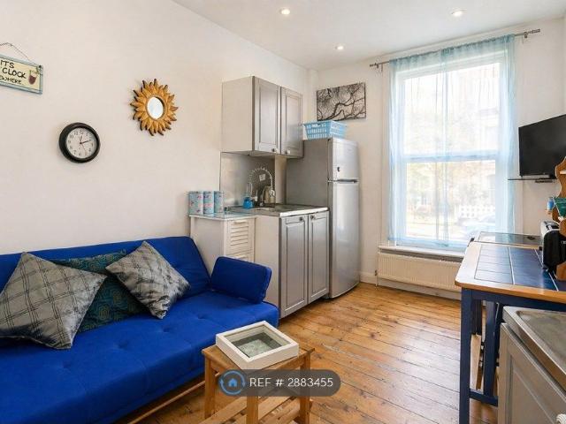 Jacksons Rd, London N7, 2 bed flat to rent, £2,400 pcm | PrimeLocation