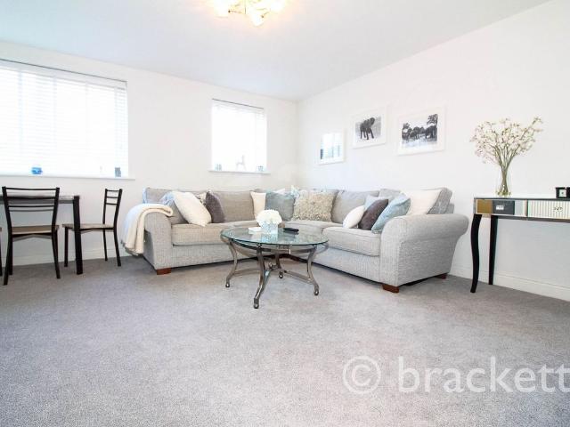 Jackwood Way, Jackwood Court Jackwood Way TN1, 2 bed flat to rent, £1,400 pcm | PrimeLocation
