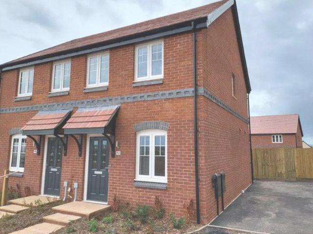 Jacobin Lane, Herefordshire HR9 2 bed semi detached house to rent £1,150 pcm £265 pw