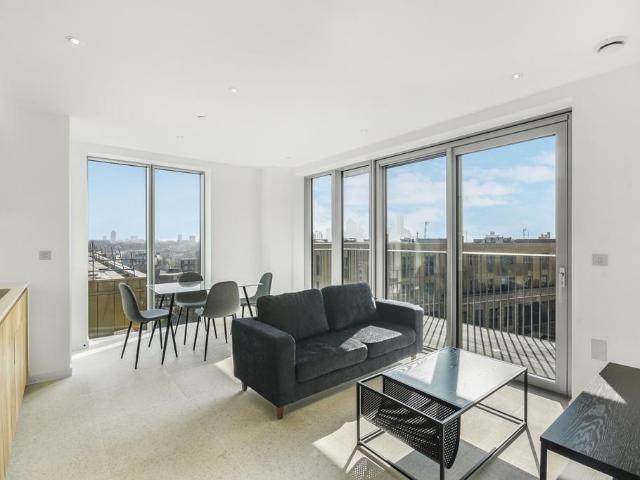 Jacquard Point, London, E1 1 bed apartment to rent £2,535 pcm £585 pw