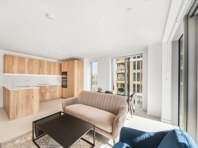 Jacquard Point, London E1, 2 bed flat to rent, £3,250 pcm | PrimeLocation