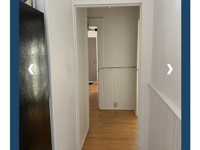 Jacqui Has an Apartment