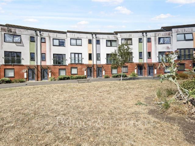 Jade Gardens, Colchester, Essex CO4, 3 bed terraced house to rent, £1,700 pcm | PrimeLocation