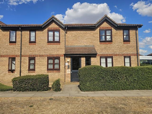 Jade House, Ferro Road, Rainham, Essex RM13, 1 bed flat to rent, £1,200 pcm | PrimeLocation