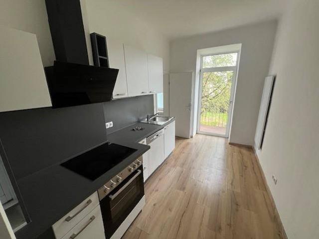 Jakomini 84m² 3 Zimmer extra Küche neuwertig