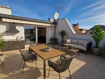 Jakoministraße 17/10 Traumhafte 3 Zimmer Wohnung mit sonniger Terrasse und Carport in zentraler Lage