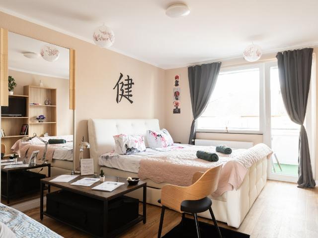 Japan – Unique Zen Apartment with Elegant Design & Natural Light in Duisburg, Duisburg Amsterdam Apartments for Rent