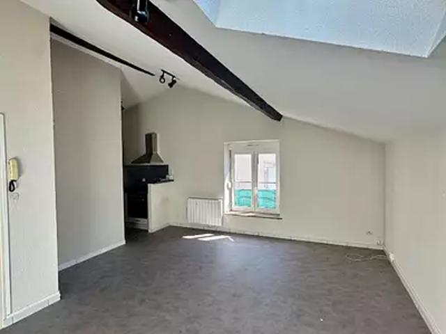 Jarville la Malgrange 54140 Location appartement 2 pièces t2 au dernier étage