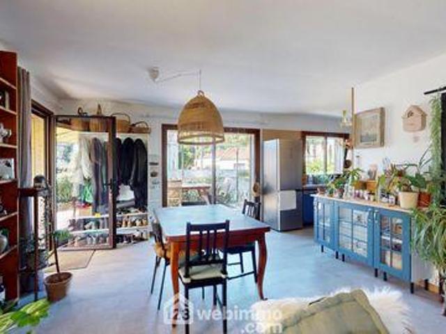 Jard Pays de la Loire 85520 103805178
