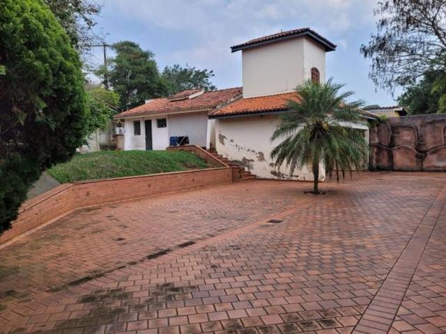 Jardim Amapola Chácara com 2.000 m2 Casa térrea com 4 suítes, 8 wc e 12 vagas