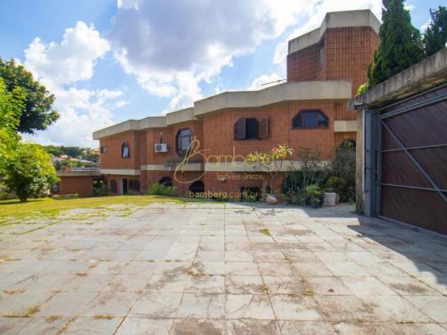 Jardim Leonor Casa em Rua Fechada com 4 Suítes e 980 m² de Terreno