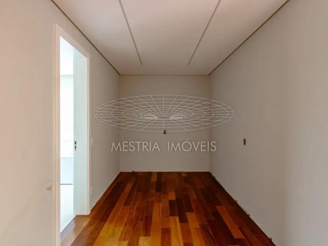 Jardim Luziâtnia | Casa de altíssimo padrão | 550 m² | 4 suítes | Próximo ao parque do Ibirapuera!