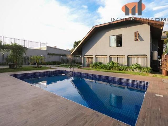 Casa com piscina Jardim Social em Curitiba a venda