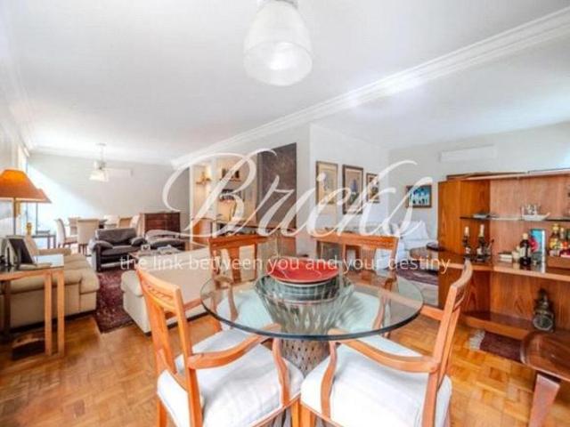 JARDIM PAULISTA, 210 m², 3 DORMITÓRIOS, 2 SUITES, 2 VAGAS