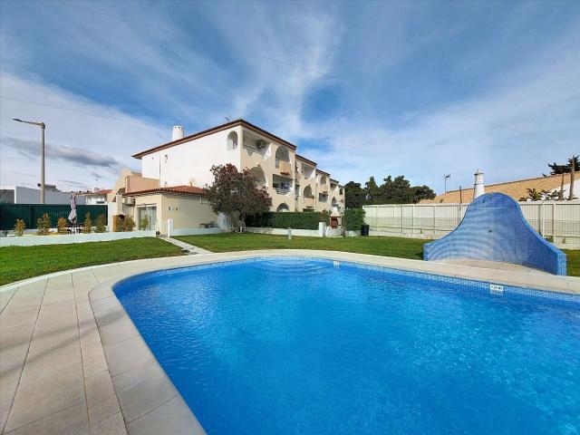 jardim privado de 68 m2 praia a 15 min a pé 125m² Albufeira e Olhos de Água