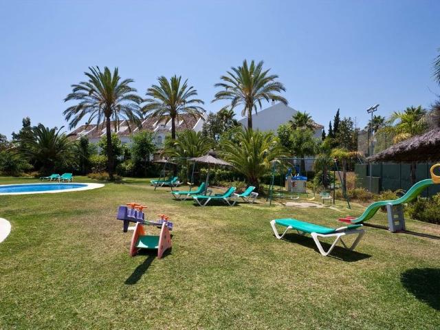 Jardines de Doña Maria, Marbella Golden Mile, Marbella, Andalusia 29602