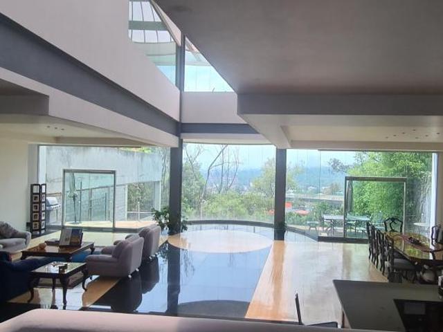 JARDINES DE LA MONTAÑA BAJO SU PRECIO CALLE PRIVADA TECHOS DOBLE ALTURA VENTANALES JARDIN